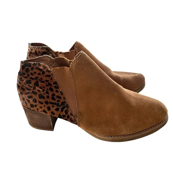 Anthropologie All Black Leopard Print Suede Booties Size 9 - Picture 6 of 6